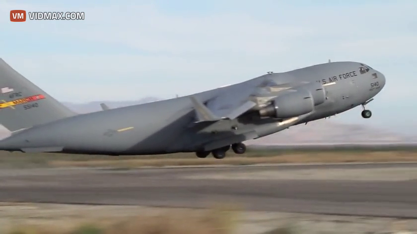 C-17 Short Take Off - Videos - VidMax.com