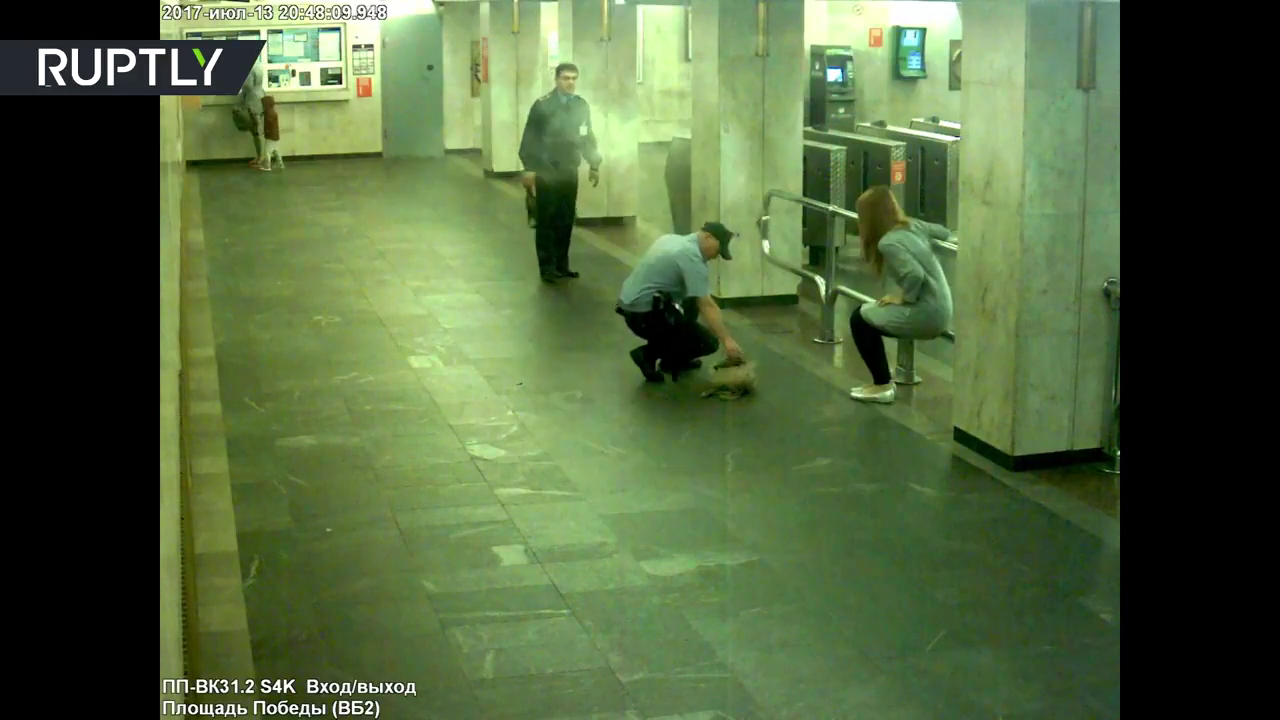 У Девочки Взорвался Вибратор